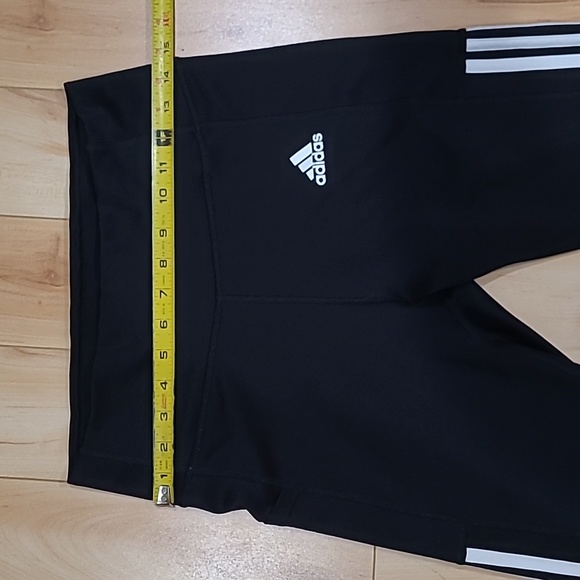 Adidas women's medium high waisted black capris - Picture 3 of 4